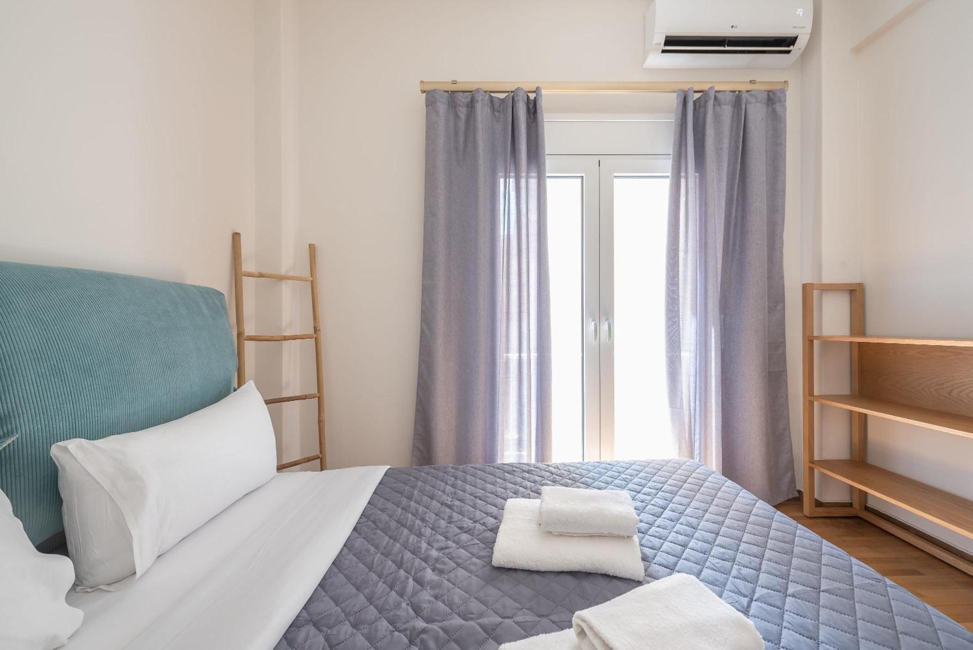 Апартаменты Stylish 2 Bd Urban Retreat Near Panormou Metro Афины Экстерьер фото