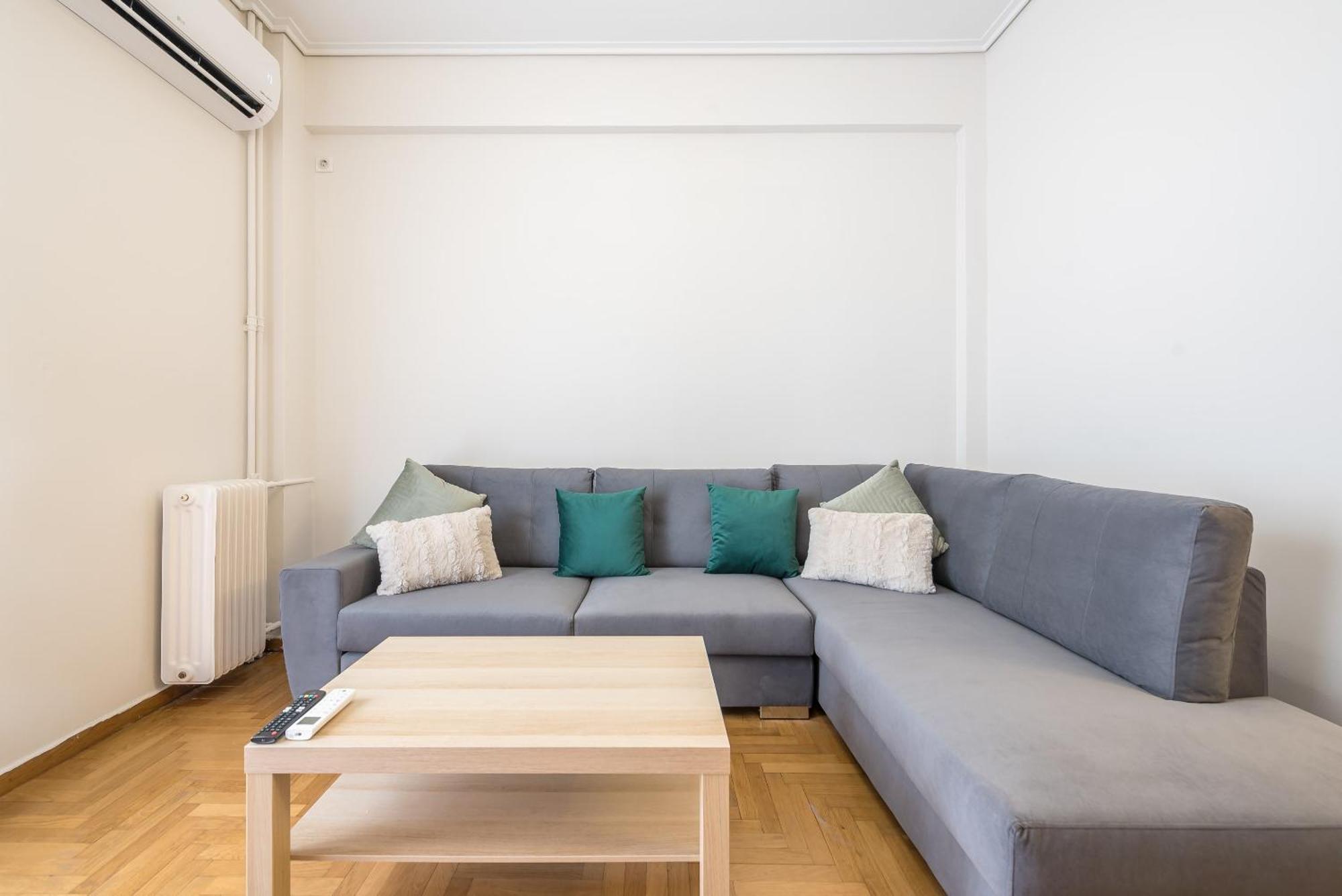 Апартаменты Stylish 2 Bd Urban Retreat Near Panormou Metro Афины Экстерьер фото