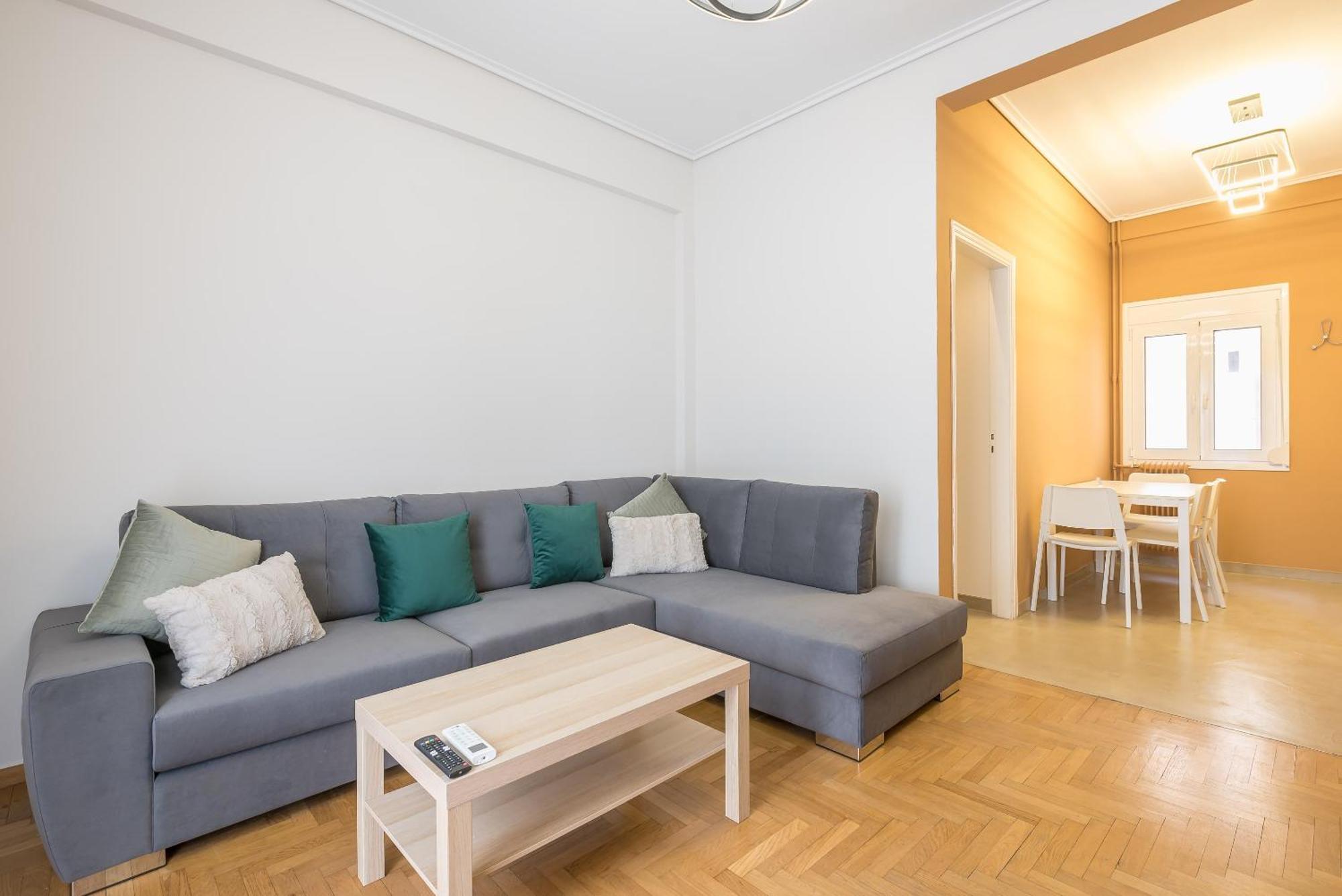 Апартаменты Stylish 2 Bd Urban Retreat Near Panormou Metro Афины Экстерьер фото
